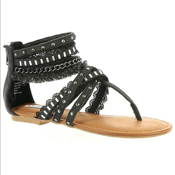 Not Rated Shoes - Not Rated Gray Studded Thong Sandals Size 9.5
